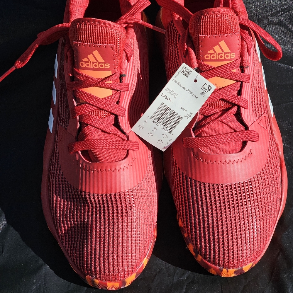 Adidas Pro Bounce 2019 Low Top Red Basketball Shoe EF0471 Mens Size 11 New